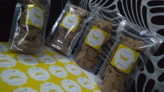 Contoh produk kreatif berupa keripik pisang dengan sentuhan rasa baru yaitu milo yang diberi nama "Banana Chips". (Dokpri)