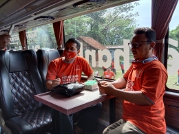 Posisi tempat duduk di armada bus (Medhang Nang bus Yuh)