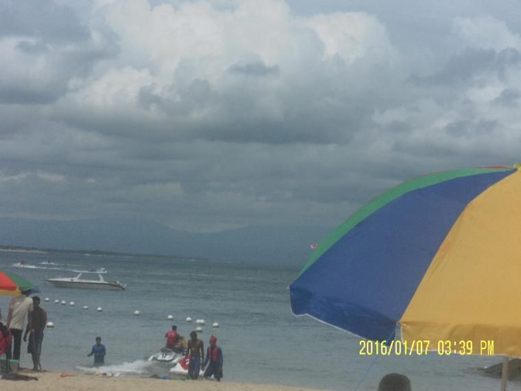 Pantai di Bali(dok pribadi)