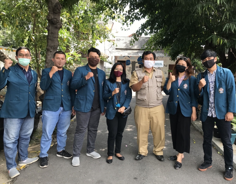 (13/07) Pertemuan dengan Lurah Tlogosari Kulon dalam rangka Perizinan Kegiatan KKN di Kelurahan Tlogosari Kulon, Semarang