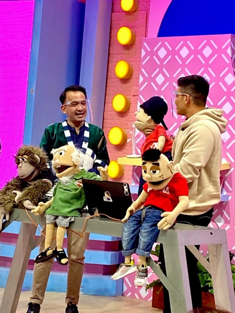 Enggak lagi sendiri, Jojo mengenalkan teman-temannya (Dokumentasi pribadi)