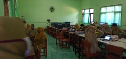 Gambar 2. Pelatihan pertama di SMPN 1 Pademawu (dok. pribadi)