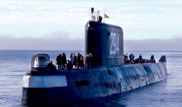 Foto kapal selam K-19 buatan Rusia (sumber: jejaktapak.com)