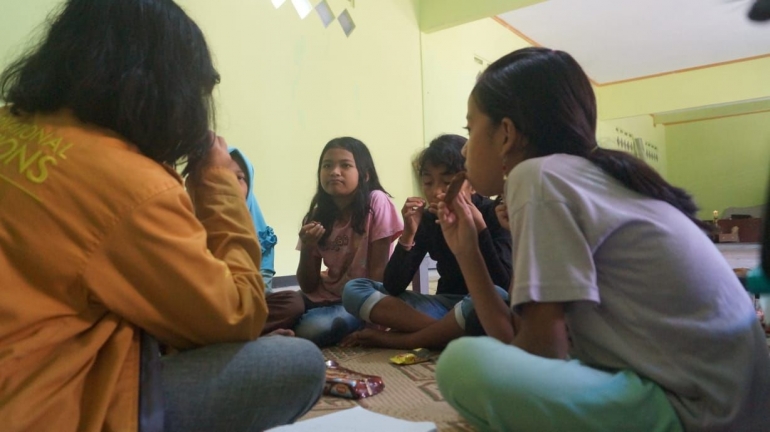 Story Telling mengenai isu internasional