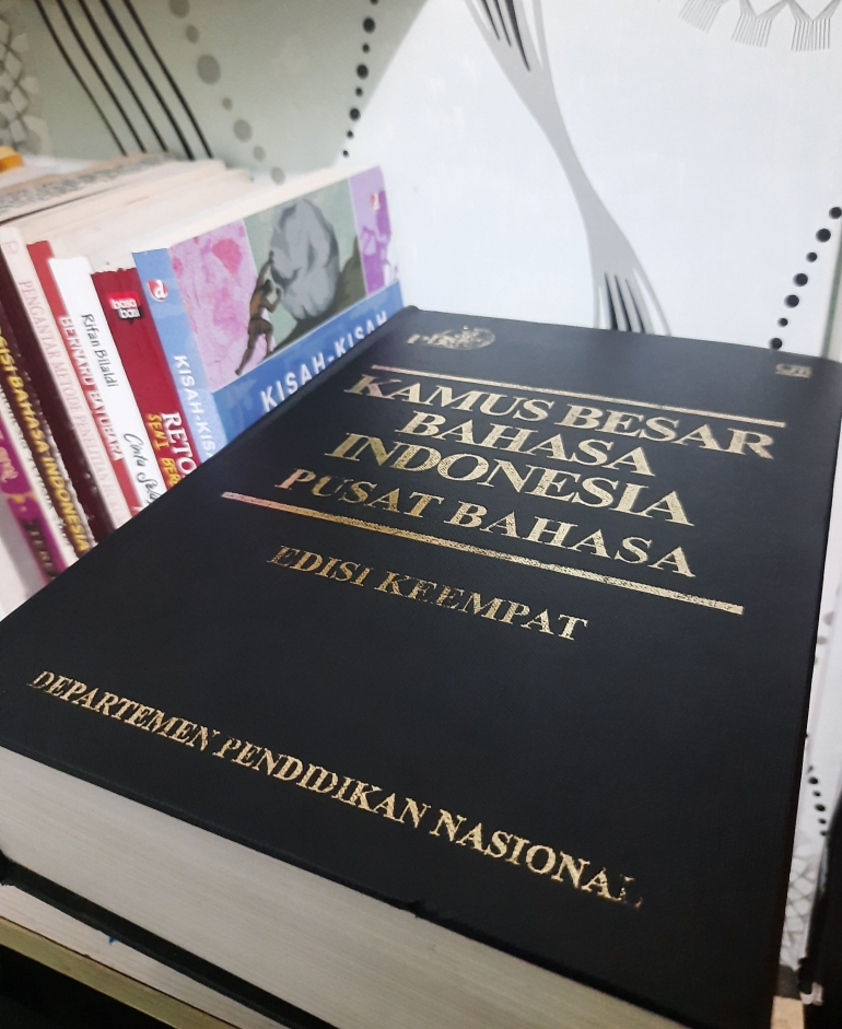 KBBI Edisi Keempat dalam bentuk cetakan | Dokpri