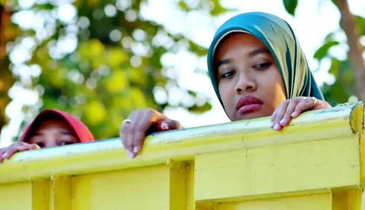 Siti Fauziah pemeran Bu Tejo dalam film Tilik, Sumber: Wartaekonomi