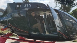 Ketua KPK Firli Bahuri saat naik helikopter ke Baturaja, OKU, Sumsel. (Dok. MAKI)