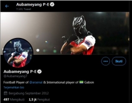 Aubameyang memasang foto selebrasinya dengan topeng Black Panther dan 'Wakanda Forever'. Sangat keren! Gambar: Twitter/Aubameyang7