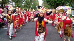 Karnaval Pandhalungan Kabupaten Jember (Sumber: Tribun Jember)