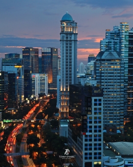 Jakarta yg kian padat dan macet. Sumber: Dokumentasi pribadi
