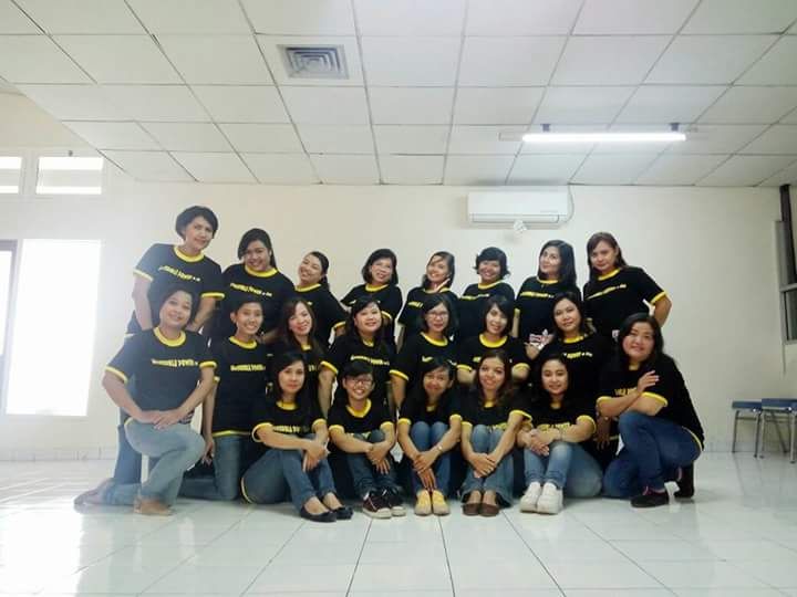 Foto kenangan bersama tim guru KB dan TK (sumber: Dokpri)