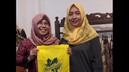 Saya pernah bertemu dengan Mbak Retno Winarti di salah satu acara pameran. (Dokumen pribadi).