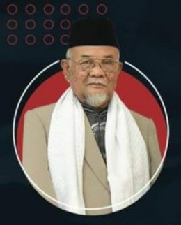 Syaiful Azhar 80 Tahun Perjalanan Drs KH Saeful Azhar dalam Membangun Al-Basyariyah ...