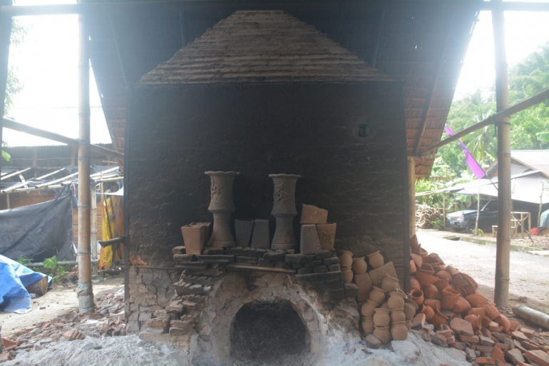 Tungku pembakaran gerabah di Pulutan, Minahasa (Sumber: Balar Sulut)
