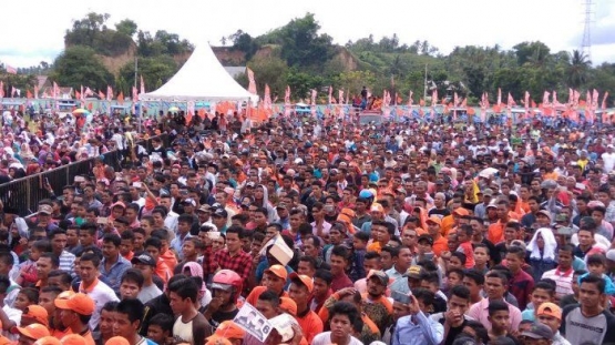 ilustrasi kerumunan massa saat pilkada (Sumber: serambinews.com)
