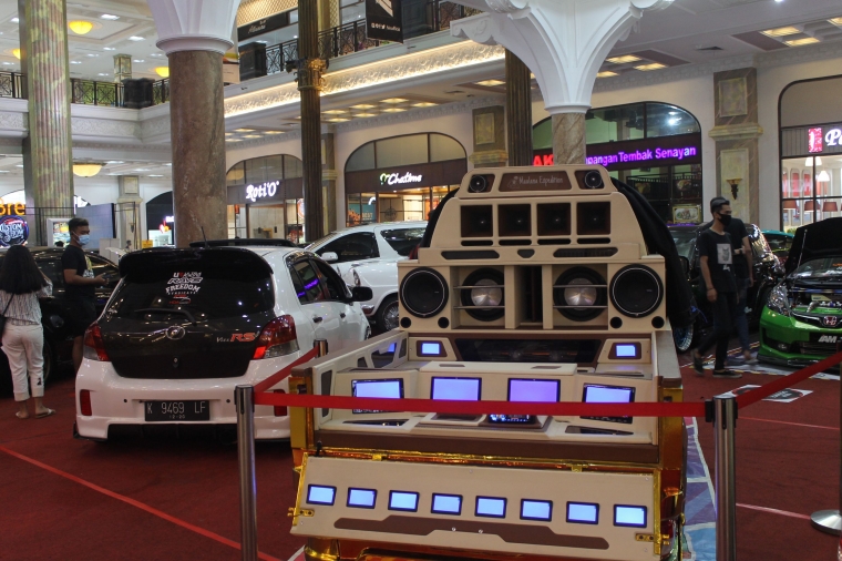 Mobil pick up yang sudah di make up (foto:ko in)