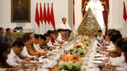 Jokowi dan para jajaran kabinet. Sumber: tempo.co.id