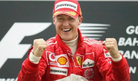 Michael Schumacher, lima kali juara dunia dengan Ferrari (essentiallysports.com)