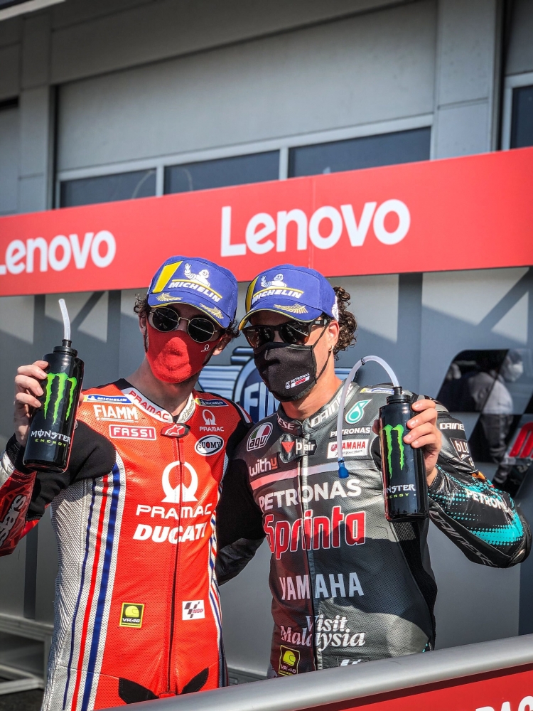 dua rider italia di podium Misano (dok.motogp.com)