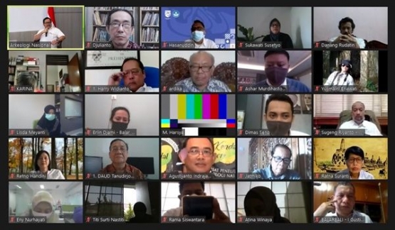 Sebagian peserta diskusi daring dari seluruh Indonesia (dokpri)