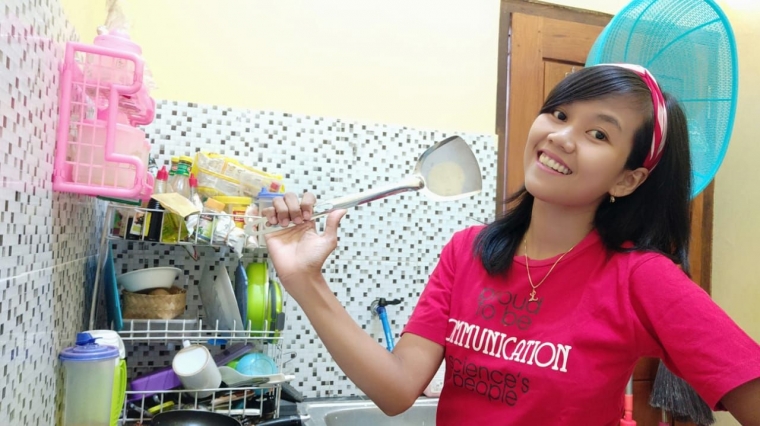 Saya bergaya saat hendak memasak hehehe (dokpri)