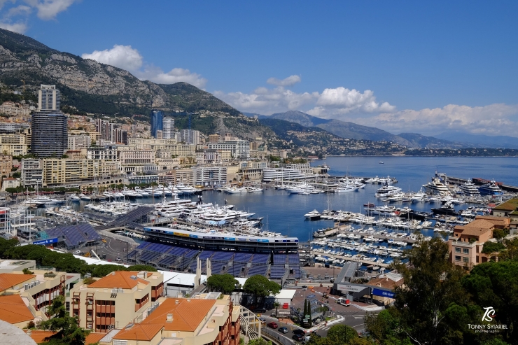 Port Hercules, Monaco (Sumber: Koleksi pribadi)