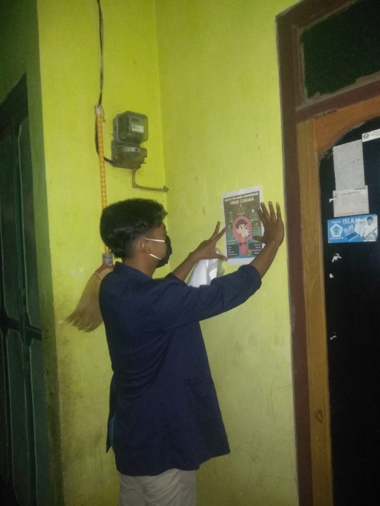 Mahasiswa KKN-T Upgris Sosialisasikan Pencegahan Covid-19 Pada Masyarakat