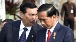 Menteri Luhut dan Presiden Jokowi | Sumber gambar: kronologi.id/Istimewa