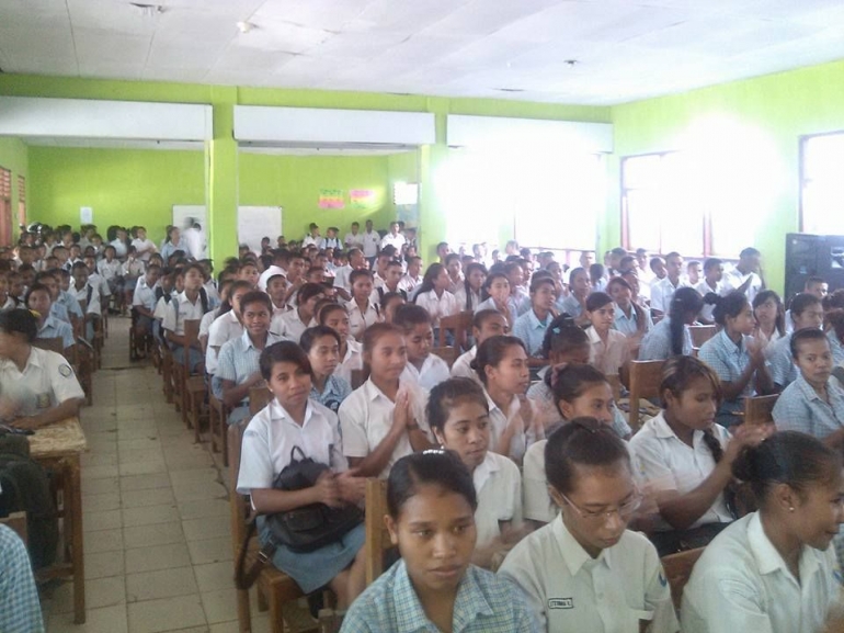 Para siswa/i saya di SMA Kristen Atambua. (Foto: Dokpri).