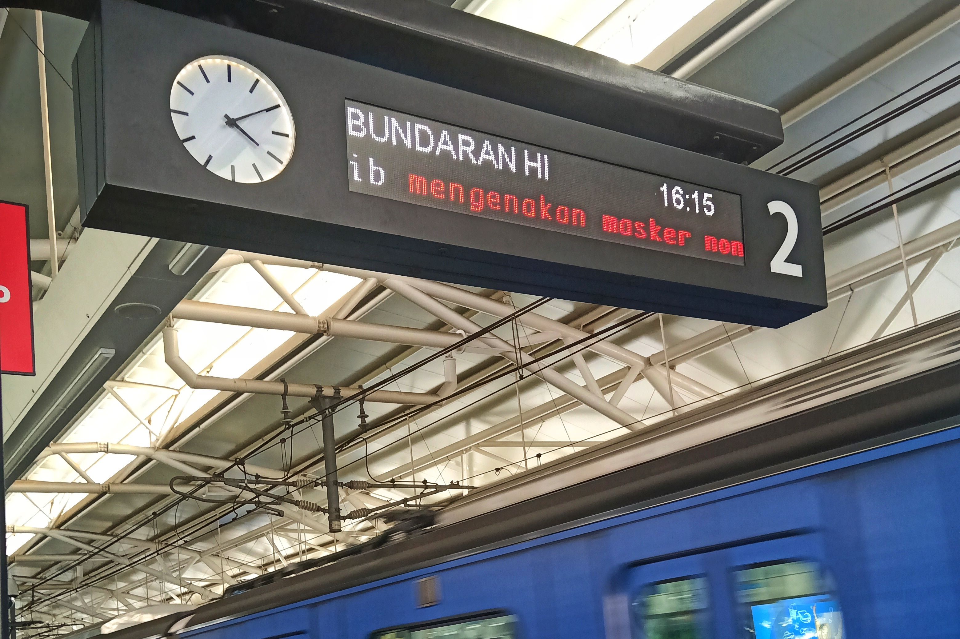 Jangan lupa kenakan masker (foto: widikurniawan)