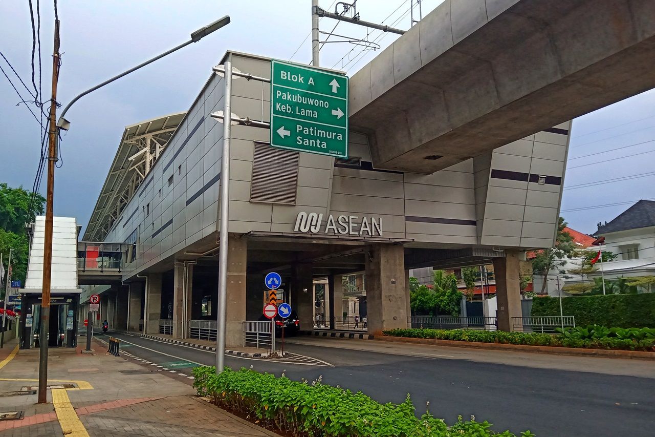 Penampakan Stasiun MRT layang ASEAN (foto: widikurniawan)