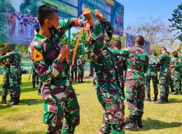 Taruna Tingkat II/Sersan melakukan kegiatan Psikologi Lapangan di Lapangan Pancasila Akmil Magelang, Sabtu (19/9/2020). (foto: Penhumas Akmil)