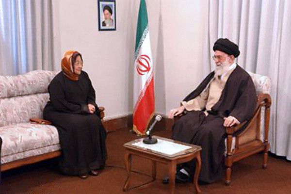 Pertemuan Presiden Megawati Soekarno Putri dengan Ayatullah Khamenei by khamenei.ir