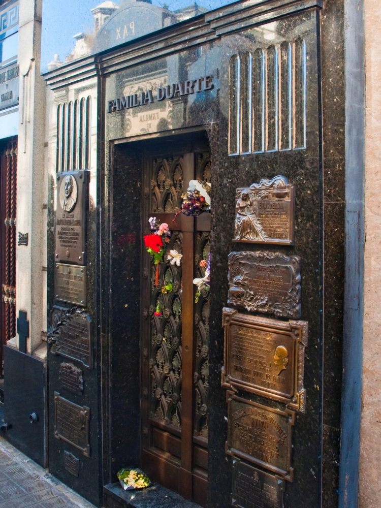 Makam Evita Peron, Buenos Aires. Sumber: Phillip Capper/ Wikipedia
