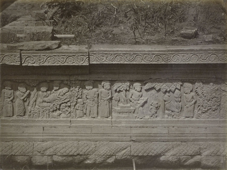 Relief Cerita Panji di Candi Penataran (Koleksi Chronicles of Indonesian Archipelago, 2019)