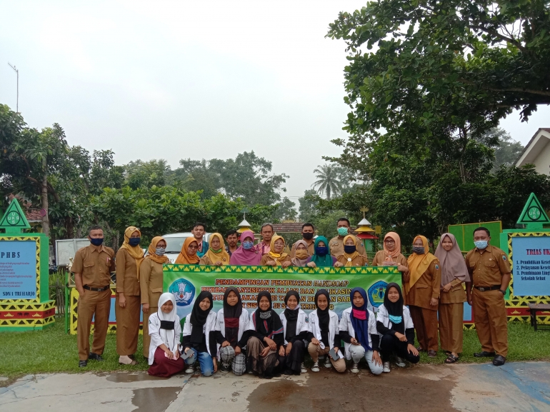 Kegiatan Pengabdian kepada Masyarakat di SDN 1 Triharjo (dok.pribadi)