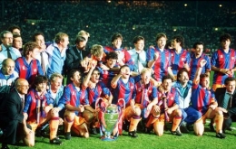 Dream Team Barcelona asuhan Johan Cruyff (Sumber : bolalob.com)