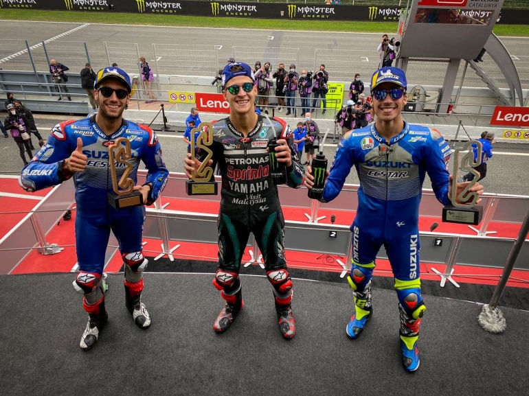 yang happy di podium (dok.motogp.com)