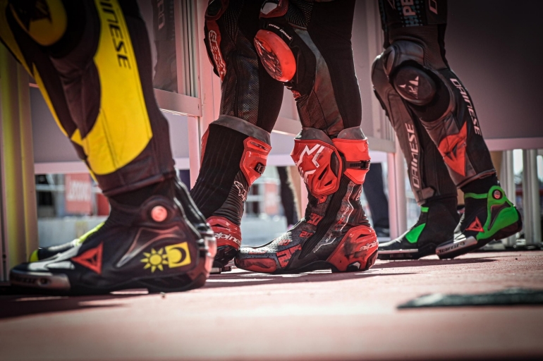 Sepatu para rider.. you know who (dok.motogp.com)
