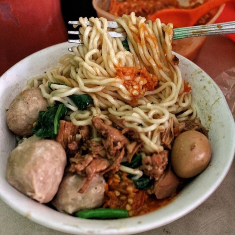 Mie Ayam Bakso Sulur | travelingyuk.com