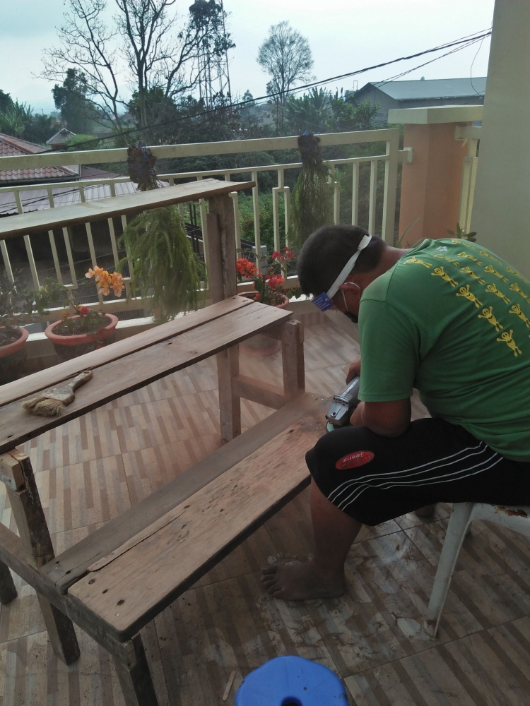 6 Kiat Membuat Rak  Bunga  Penghias Rumah dengan Biaya Murah  6 Kiat Membuat Rak  Bunga  Penghias Rumah dengan Biaya Murah