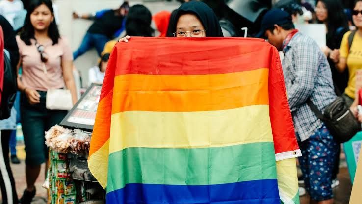 Foto masyarakat pendukung gerakan LGBTQ+