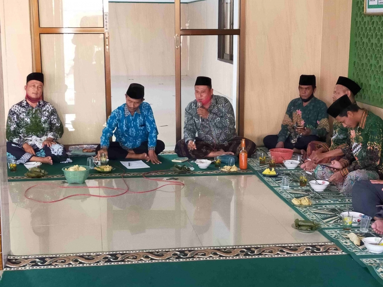 M. Fauzi menjawab pertanyaan seputar KartaNu. | dokpri