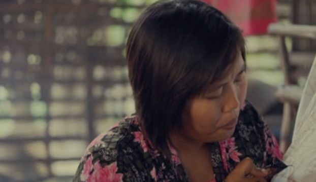 Jarang anak muda yang tertarik menekuni batik (sumber gambar: Youtube/Iwet Ramadhan)