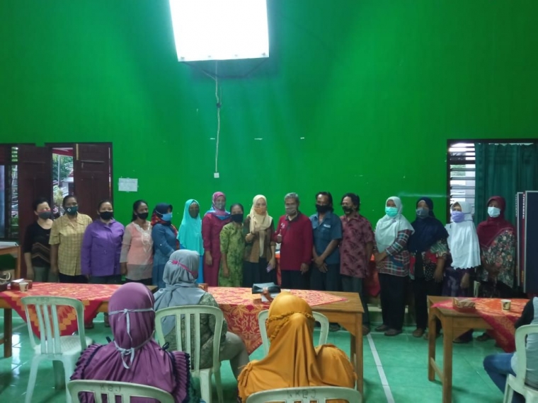 KPM PKH Keluaran Bajang yang siap Graduasi Mandiri/dokpri
