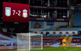 Papan skor di Villa Park menunjukkan Aston Villa mengalahkan Liverpool 7-2. Ini hasil di luar dugaan. Sebelumnya, Manchester United juga dikalahkan Tottenham 1-6 di Old Trafford/Foto: The Anffield Wrap