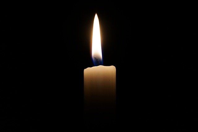 Cahaya Lilin (sumber gambar: pixabay.com)