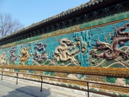 Tembok 9 Naga di Forbidden City (sumber: tionghoa.info)