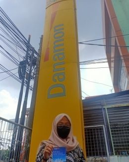 Di depan Bank Danamon kota Bekasi (Foto : Dok. Pribadi)