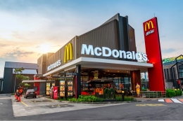 Restoran cepat saji McDonalds mediospanorama.com